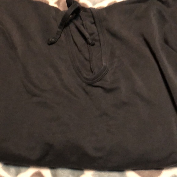 ✨2/$75 ✨ Fabletics buttery soft hoodie - Picture 4 of 7